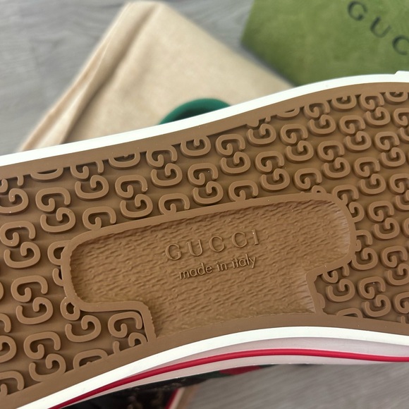 Gucci canvas monogram sneaker new with tags - Picture 7 of 10